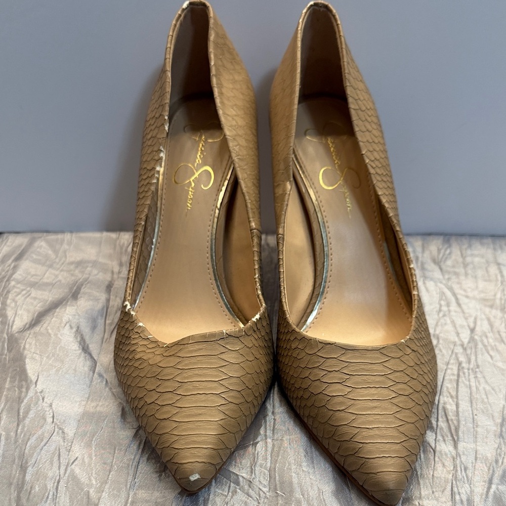 Jessica Simpson Textured Tan Heels